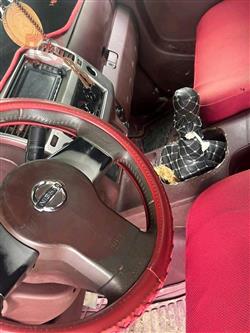 نيسان نافارا